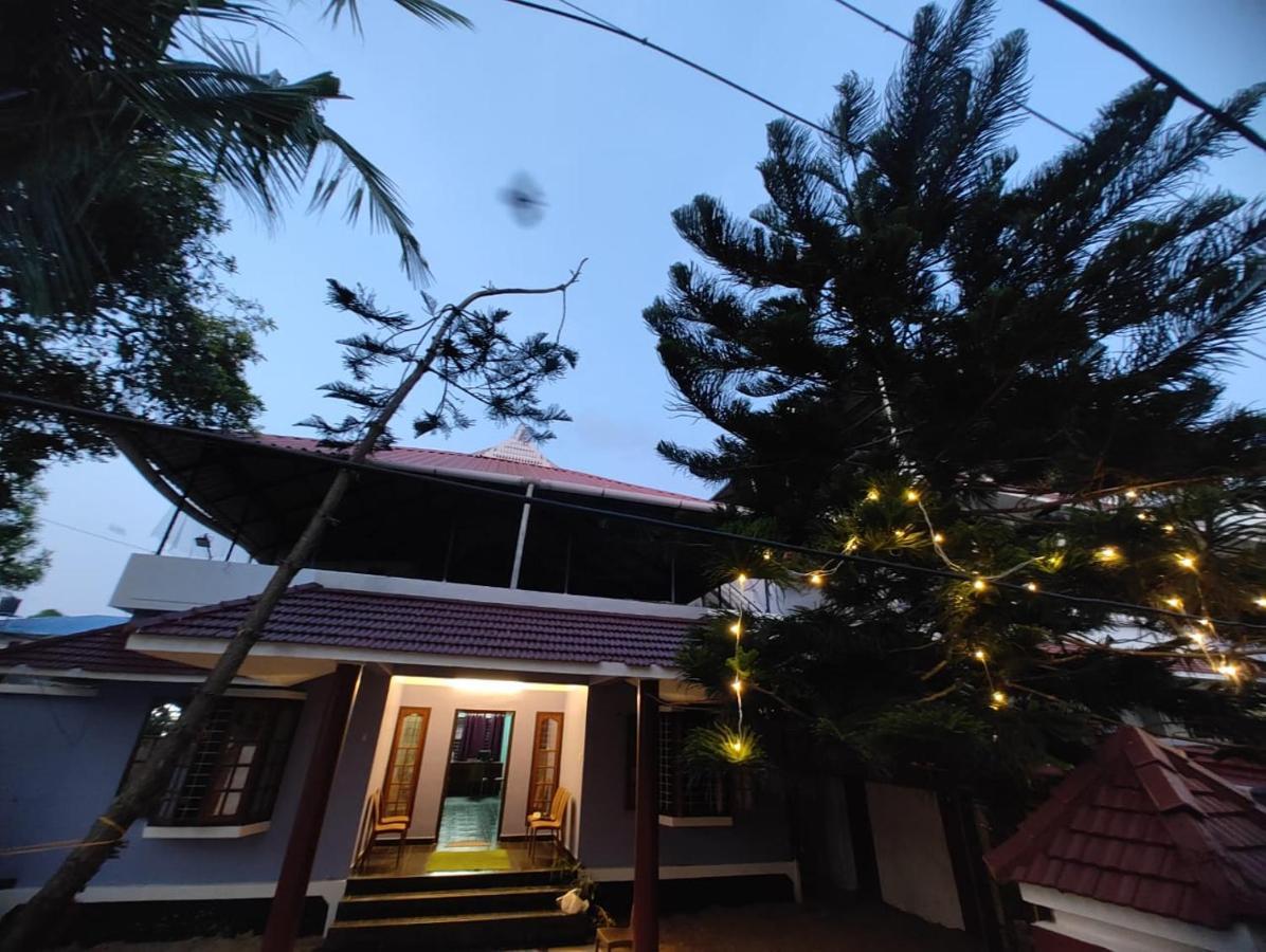 Gothra Beach Casa Alappuzha Esterno foto